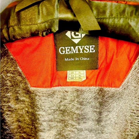 Gemyse Ski Snow Jacket, waterproof, with removable hood. Size XL - $55 - Picture 4 of 7